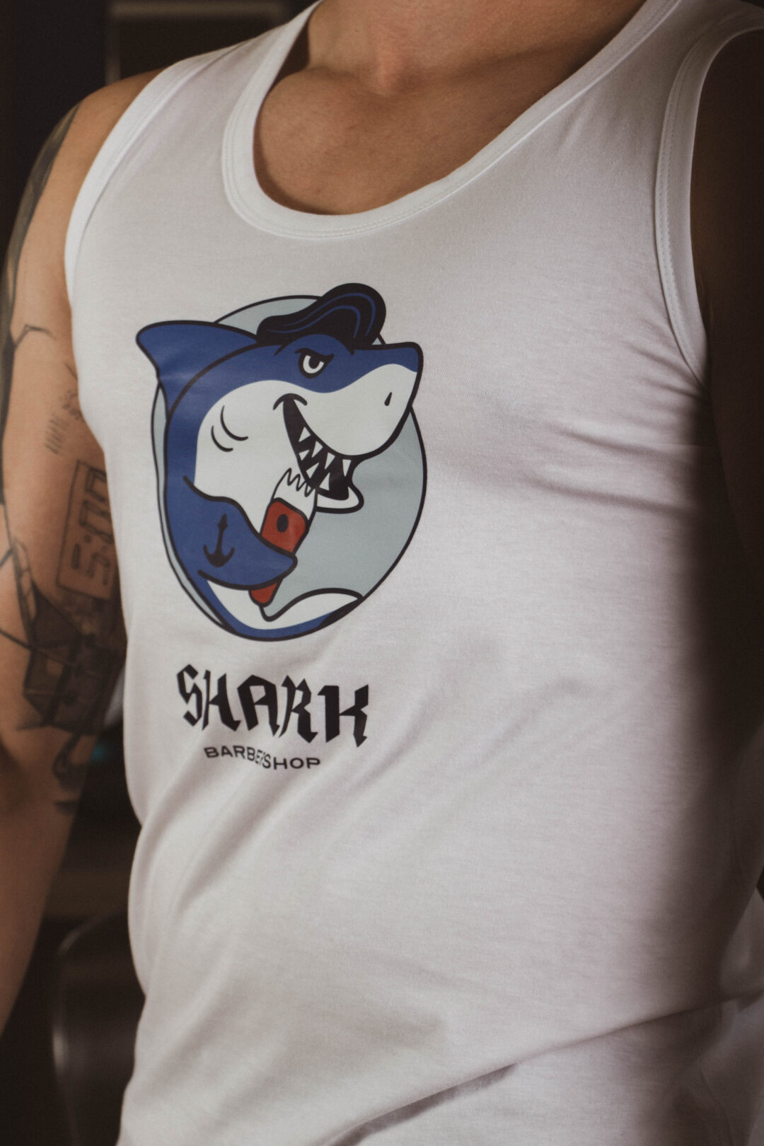 Biały Tank-top - Shark logo - obrazek 5