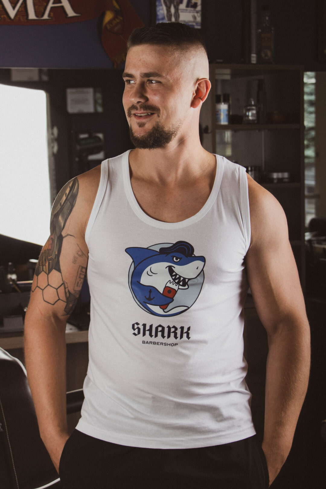 Biały Tank-top - Shark logo - obrazek 3